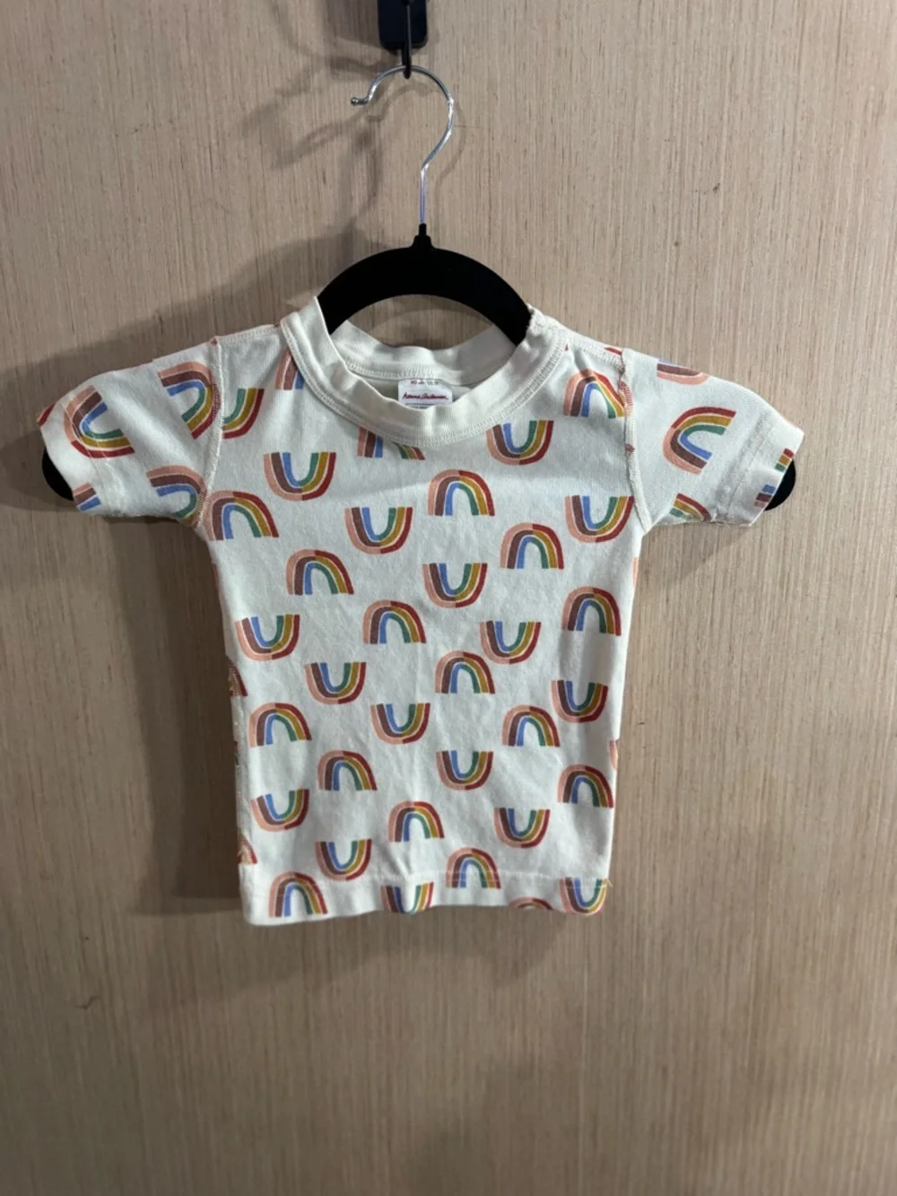 Hanna Andersson White Short Sleeve Pj Tee with Rainbow Print Size 3T